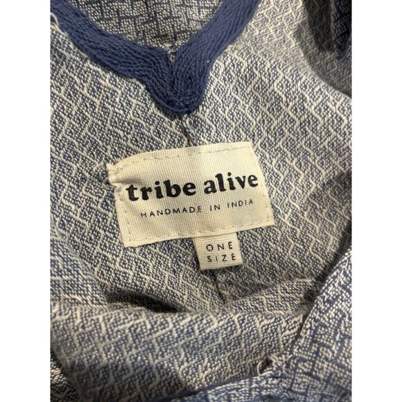 Tribe Alive Poncho Blue Ivory Stripe Shawl poncho‎ kaftan OS Aztec Boho Career - Picture 6 of 6